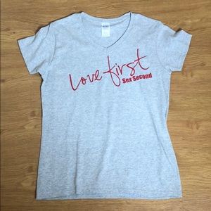 Love Graphic Tee